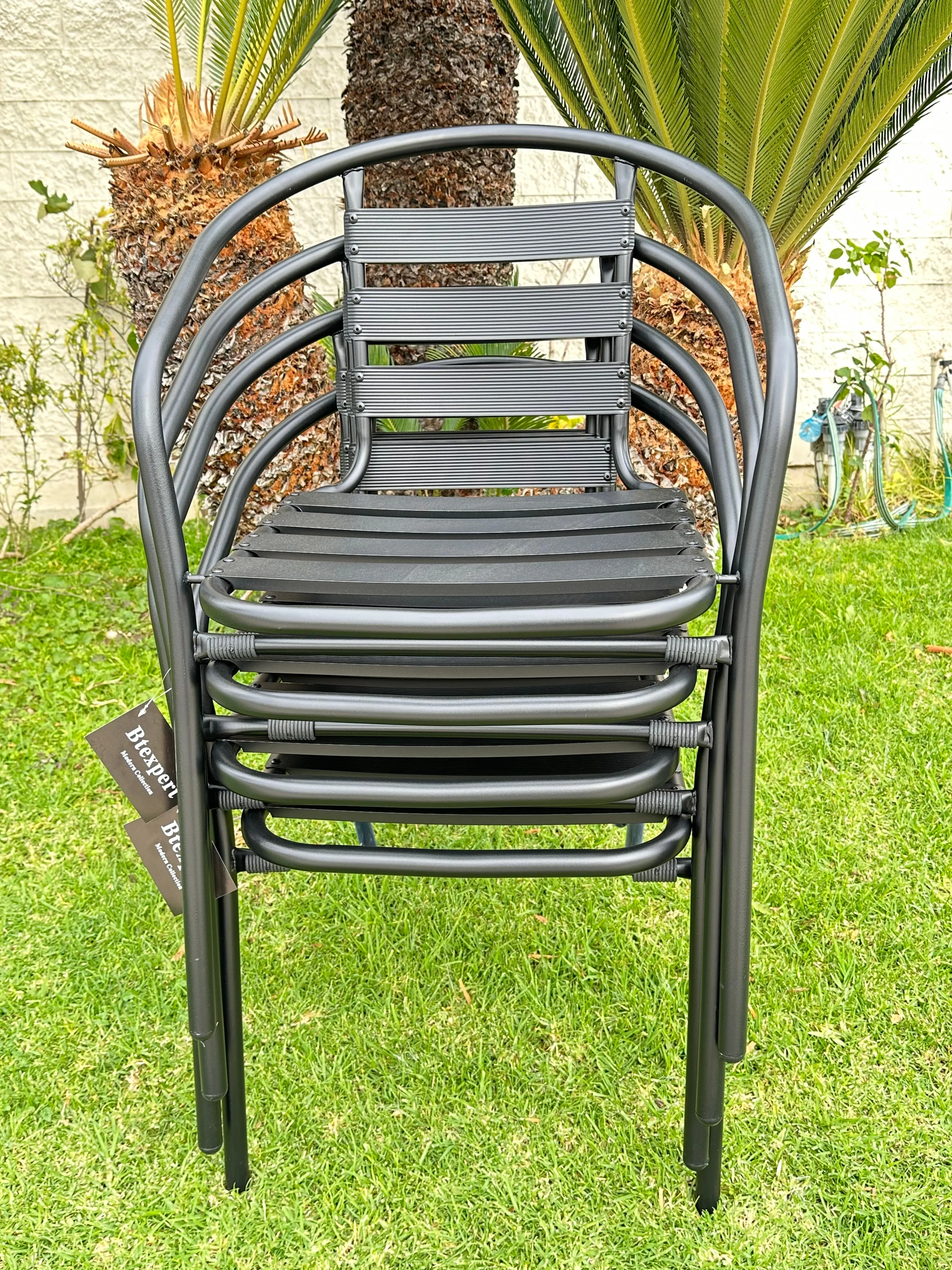 BTExpert Indoor Outdoor 23.75" Round Restaurant Table Stainless Steel Silver Aluminum   3 Black Metal Slat Stack Chairs Commercial Lightweight