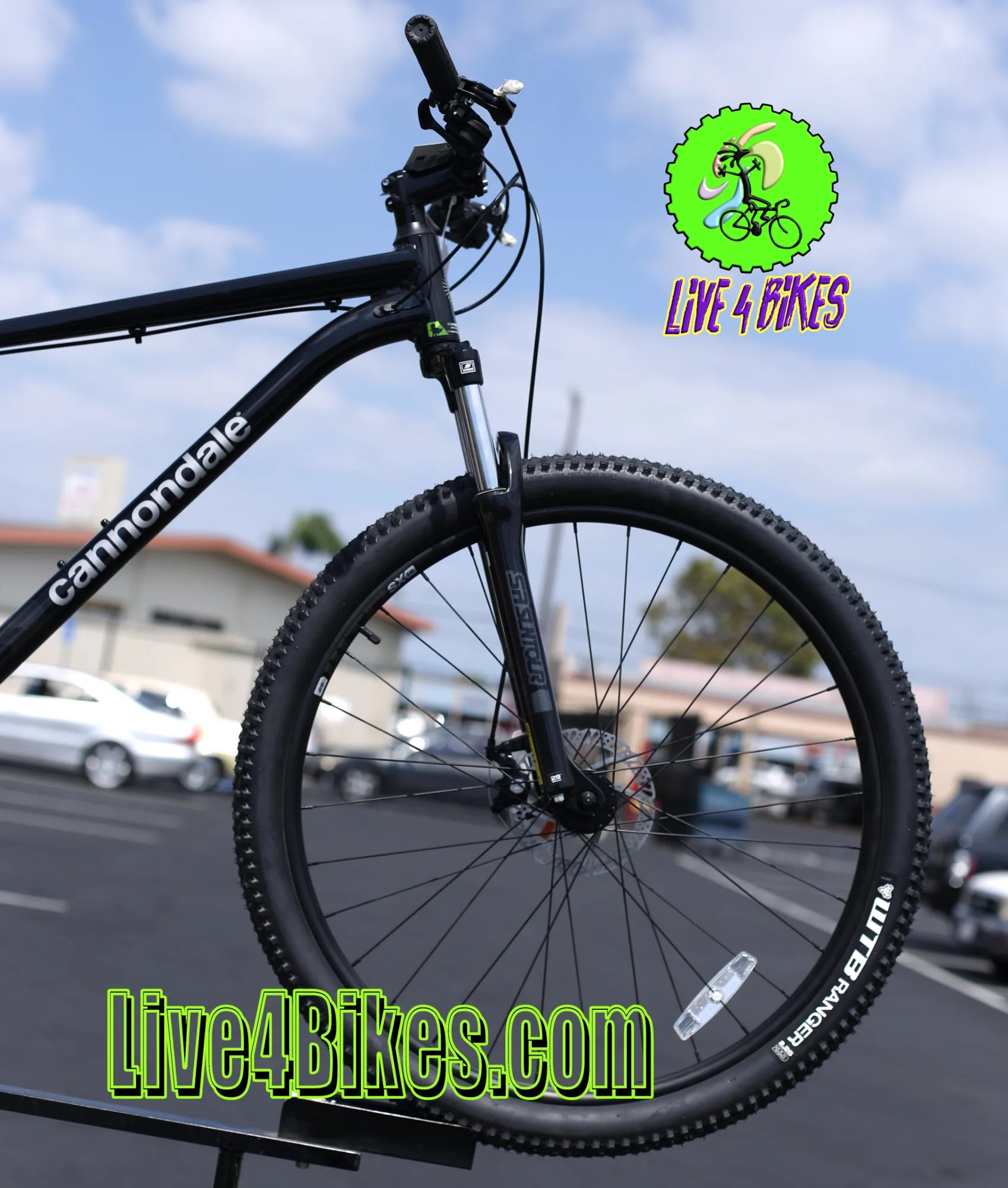 Cannondale Trail 8 Mountain Bike with Tektro-LIve4bikes