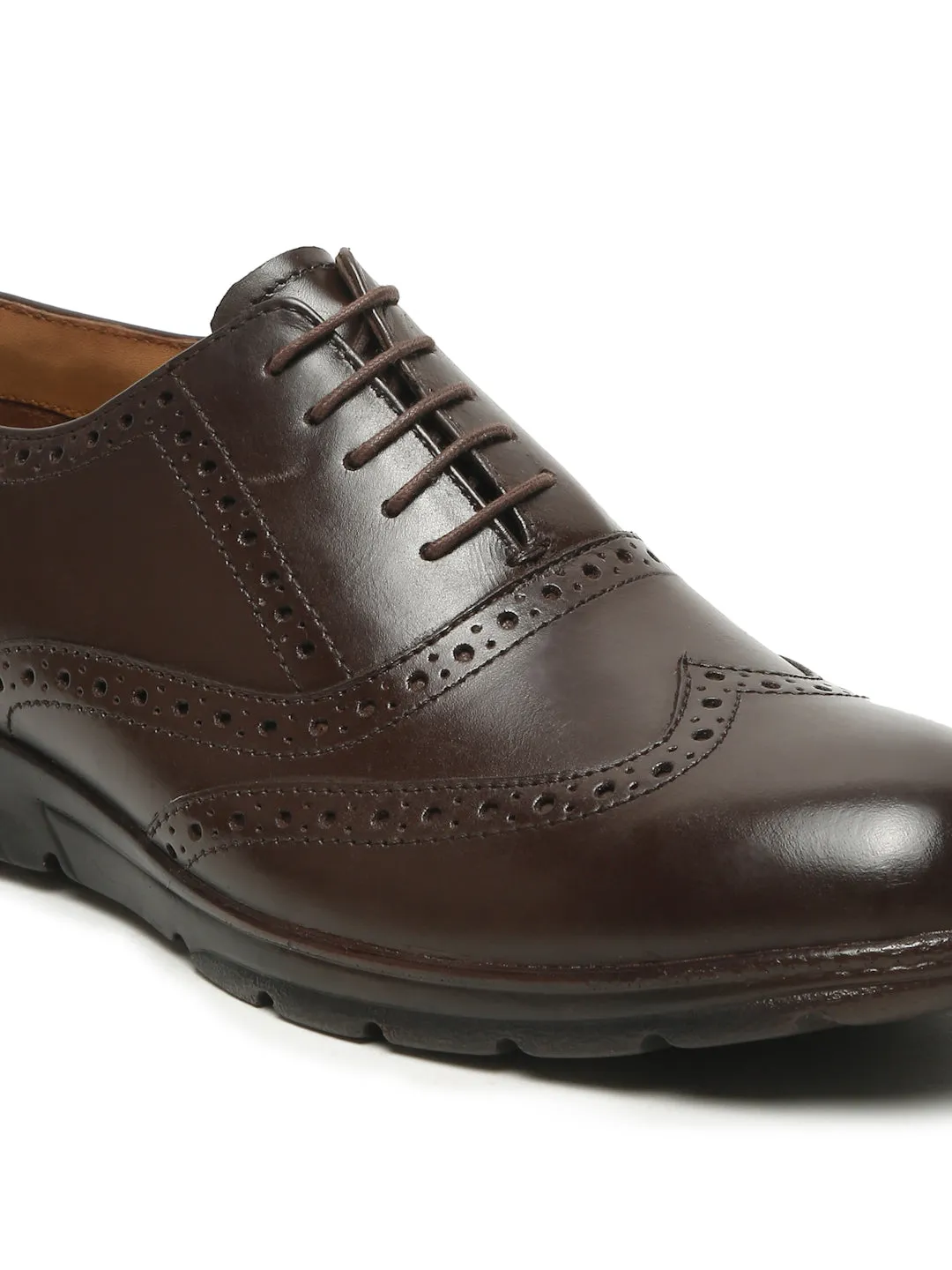 Men Brown Leather Lace-Up Brogue Derby Shoes