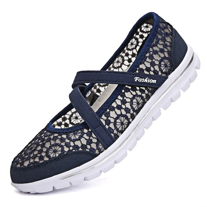 Woman Mesh Flats 2023 Women Fashion Breathable Vulcanized Women's Light Ladies Sneakers Female Walking Shoes Plus Size 42